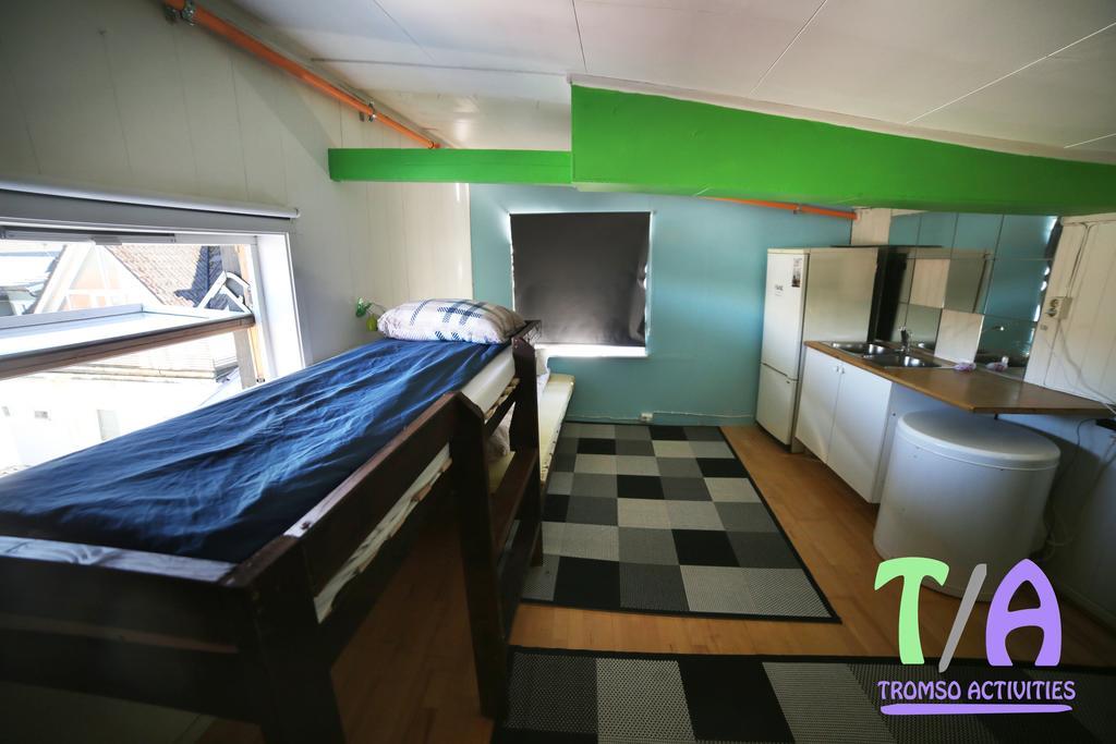 Tromso Activities Hostel ภายนอก รูปภาพ