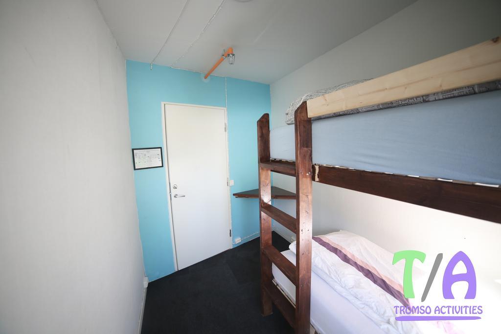 Tromso Activities Hostel ภายนอก รูปภาพ