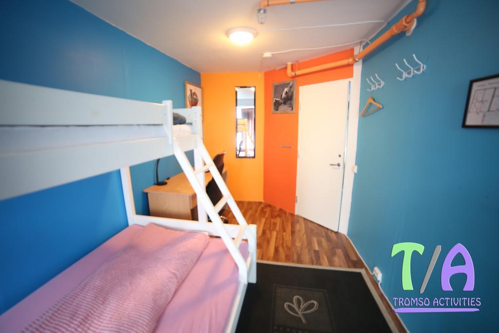 Tromso Activities Hostel ภายนอก รูปภาพ