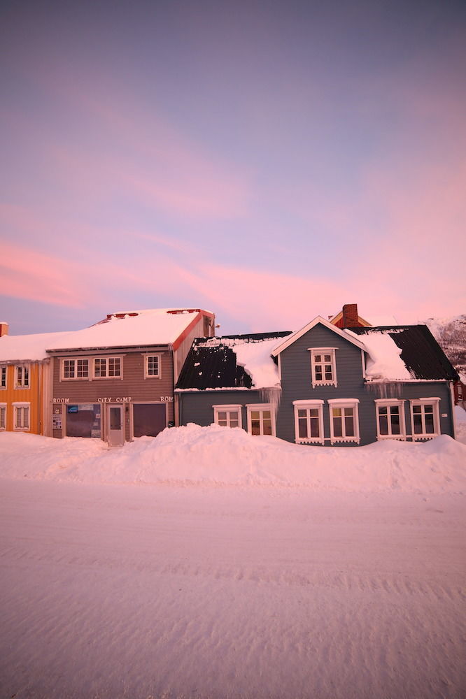 Tromso Activities Hostel ภายนอก รูปภาพ